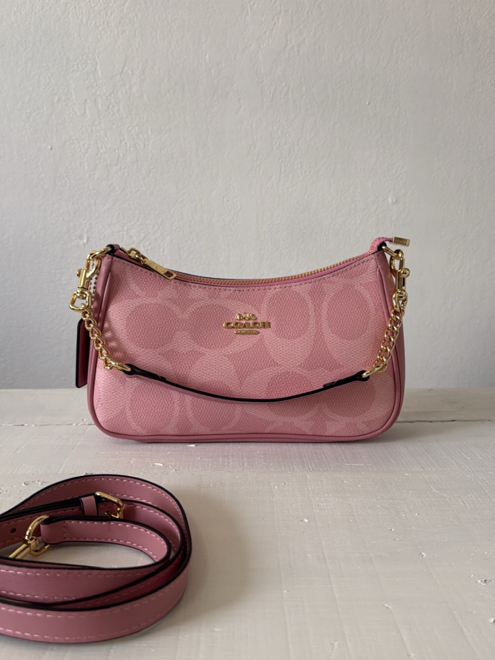 COACH Teri Shoulder Bag In Signature Canvas Pink ( New). (Same Day shipping) - Picture 9 of 11